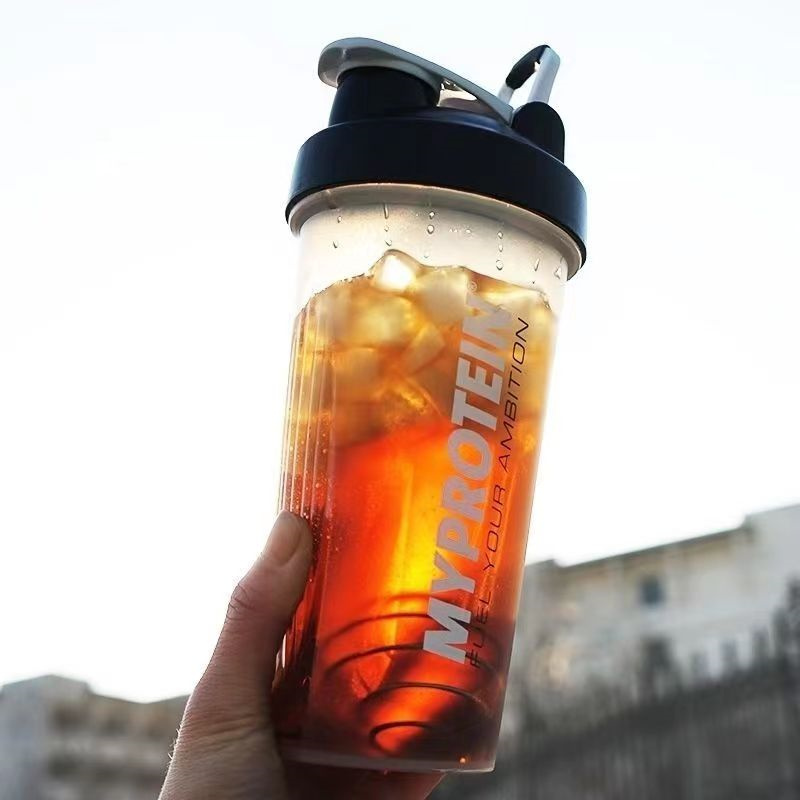 Nutrition And Fitness - Shaker per proteine di alta qualità